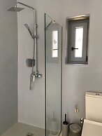 Heliades Villas-the Suite With Private Pool and View to Aegean Sea