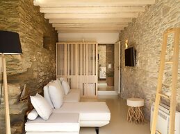 Heliades Villas-the Suite With Private Pool and View to Aegean Sea