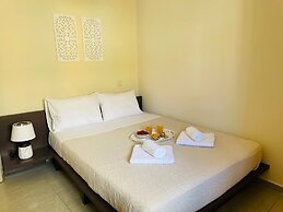 Cozy Nest - 2min To Beach, 6min Walk To