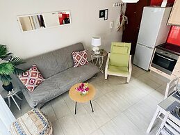 Cozy Nest - 2min To Beach, 6min Walk To