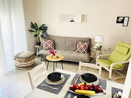 Cozy Nest - 2min To Beach, 6min Walk To