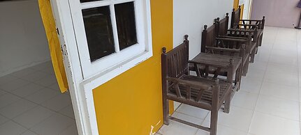 SPOT ON 92658 Wisma Parakita Syariah Near RS Faisal Patalasang