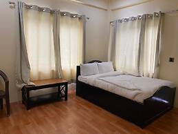 Jay shambhoo pumdikot lodge & restaurant