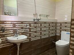 Jay shambhoo pumdikot lodge & restaurant