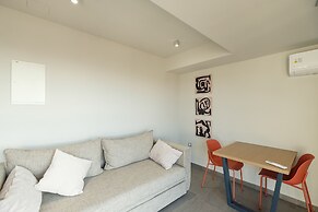 Sky-High Central Penthouse - 01