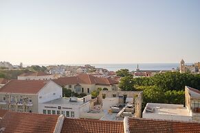 Sky-High Central Penthouse - 01