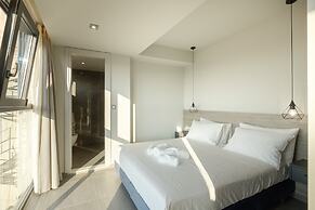 Sky-High Central Penthouse - 01