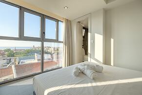 Sky-High Central Penthouse - 01