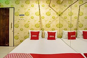 Super OYO Capital O 92633 Spring Hotel Gubeng