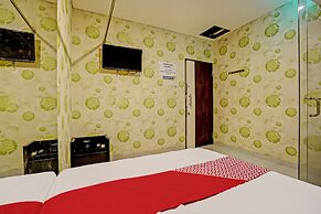 Super OYO Capital O 92633 Spring Hotel Gubeng