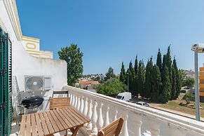 T1 Wifi, Balcony With Bbq, air con 8min Walk From the Marginal of Caba