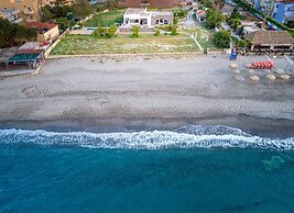 Platanias Beachfront Villa Elsa-90m To Main Square
