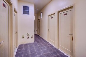 OYO 92636 Paris Garden