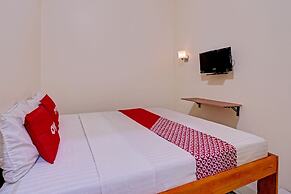 OYO 92636 Paris Garden