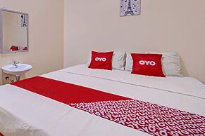 OYO 92636 Paris Garden