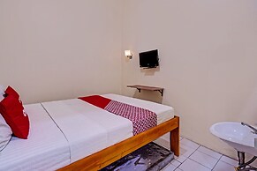 OYO 92636 Paris Garden