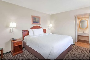 Tri City Inn