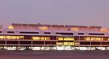 RoomQuest IT Square Don Mueang Airport