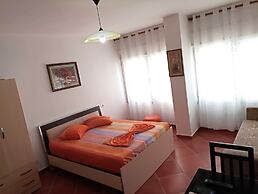 Apartment Shkëmbi i Kavajës Beach,