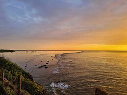 Wagawimbi Villa 560 m2, Breathtaking View of the Indian Ocean, Kenya