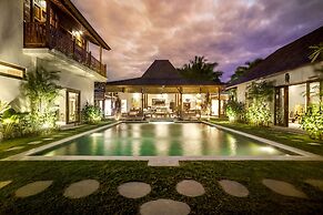 Villa Nabi by Alfred in Bali