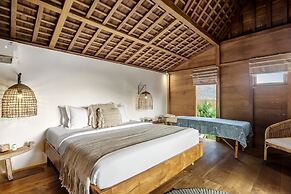 Villa Nabi by Alfred in Bali