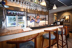 Daali Hotel & Apartment