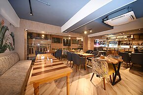 Daali Hotel & Apartment