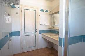 Superb Le Residenze del Golfo di Orosei 1 Bed Room Apartment Sleeps 5