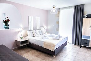 Hem Borta Villa - Next To Platanias, 2min From Beach