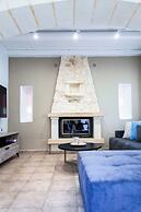 Hem Borta Villa - Next To Platanias, 2min From Beach