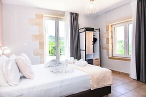 Hem Borta Villa - Next To Platanias, 2min From Beach