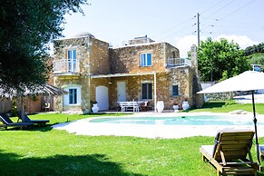 Hem Borta Villa - Next To Platanias, 2min From Beach