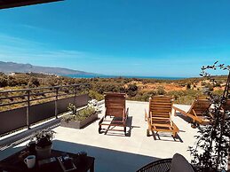 Phaedra House For Relaxing Holidays Near Platanias