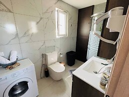 Phaedra House For Relaxing Holidays Near Platanias