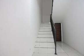 OYO 92626 Good Sleep 4 Inn Dcos Syariah