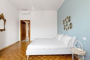 Sant Isaia Apartment by Wonderful Italy