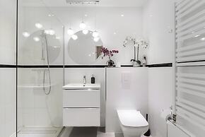 Lumina spacious apart with 3 bedrooms