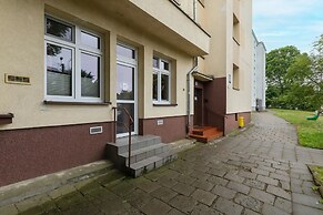 Bright Apartment Międzyzdroje by Renters