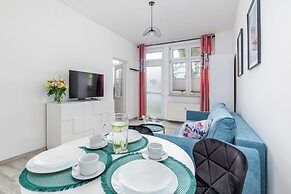 Bright Apartment Międzyzdroje by Renters