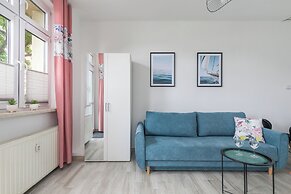Bright Apartment Międzyzdroje by Renters