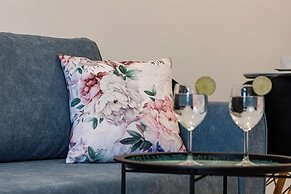 Bright Apartment Międzyzdroje by Renters