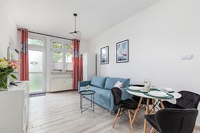 Bright Apartment Międzyzdroje by Renters