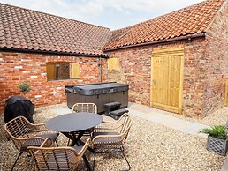 The Grange Cottage 2