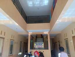 SPOT ON 92730 Lili Kost SyariahNearKetapang Royal City