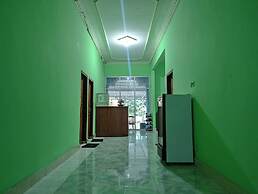 OYO 92724 Penginapan Syariah Al Syifa