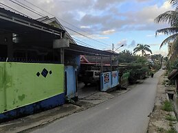 OYO 92724 Penginapan Syariah Al Syifa