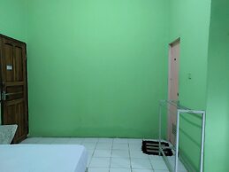 OYO 92724 Penginapan Syariah Al Syifa