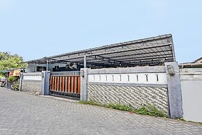 SPOT ON 92727 Lestari Syariah