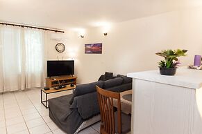 Kallithea Charming New 1BR Apartment